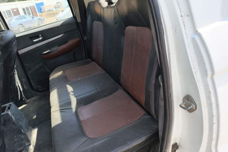 Used Zxauto Grandtiger 2018 2.5T Off-Road Diesel National V Four-Wheel Drive Standard Version Big Double Cab SD4V25R-100 Left Rear Seat