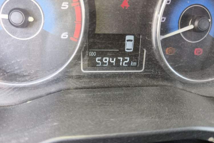 Used Zxauto Grandtiger 2018 2.5T Off-Road Diesel National V Four-Wheel Drive Standard Version Big Double Cab SD4V25R-100 Odometer Close Up