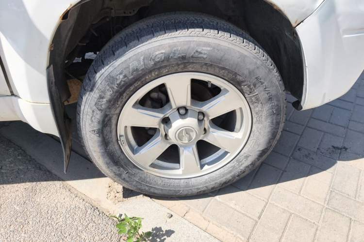 Used Zxauto Grandtiger 2018 2.5T Off-Road Diesel National V Four-Wheel Drive Standard Version Big Double Cab SD4V25R-100 Right Front Wheel Hub