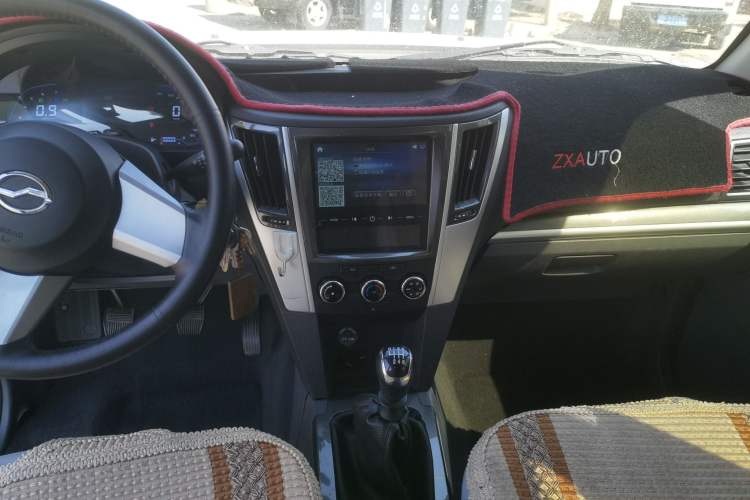 Used Zxauto Grandtiger 2020 2.5T Diesel China VI Standard Two-Wheel Drive Big Double-Cab Audio And AC Panel