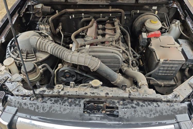 Used Zxauto Grandtiger 2021 2.4L Classic Edition Gasoline China VI Standard Two-Wheel Drive Big Double Cab Engine Bay