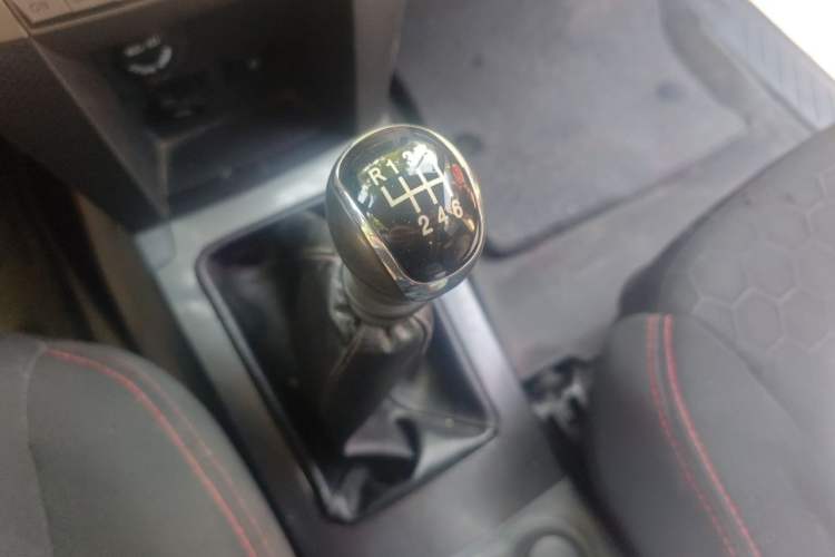 Used Zxauto Grandtiger 2021 2.5T Rural Version Diesel Euro VI Four-Wheel Drive Big Double-Cab Gear Lever