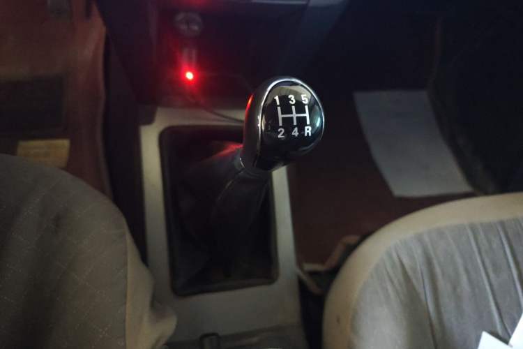 Used Zxauto Grandtiger 2021 2.4L Classic Edition Gasoline China VI Standard Two-Wheel Drive Big Double Cab Gear Lever