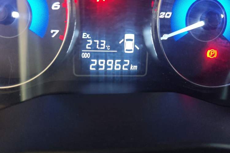 Used Zxauto Grandtiger 2021 2.4L Classic Edition Gasoline China VI Standard Two-Wheel Drive Big Double Cab Odometer Close Up