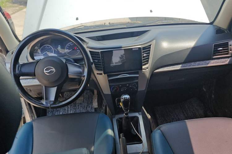 Used Zxauto Grandtiger 2022 2.8T Restyled Diesel Two-Wheel-Drive Ultra-Luxury Version with Large Double Cab – JE493ZLQ6E Steering Wheel