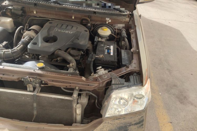Used Zxauto Grandtiger G3 2010 2.8T Two-Wheel-Drive Diesel Base Version Engine Bay Left