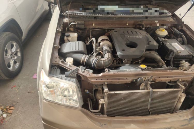Used Zxauto Grandtiger G3 2010 2.8T Two-Wheel-Drive Diesel Base Version Engine Bay Right