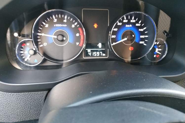 Used Zxauto Grandtiger G3 2013 2.2L Two-Wheel Drive Gasoline Elite Version Mid-Range Axle Odometer Close Up
