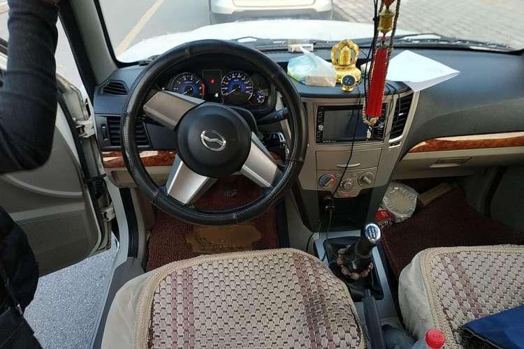 Used Zxauto Grandtiger G3 2013 2.2L Two-Wheel Drive Gasoline Elite Version Mid-Range Axle Steering Wheel
