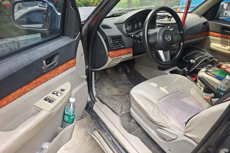 Used Zxauto Grandtiger G3 2014 2.8T 2WD Diesel VP Pump Practical Large Double-Door Model Driver Seat