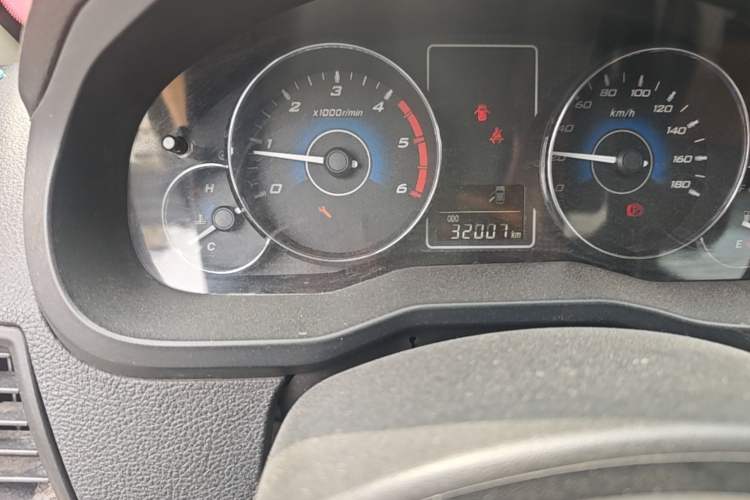 Used Zxauto Grandtiger G3 2014 2.8T 2WD Diesel VP Pump Practical Large Double-Door Model Odometer Close Up