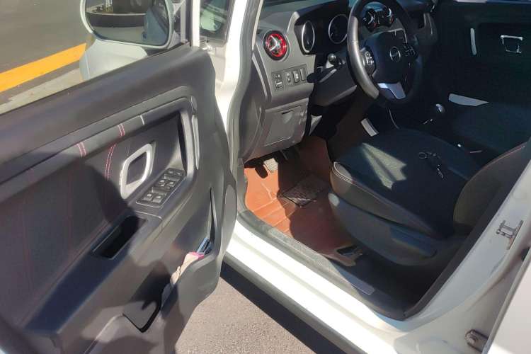 Used Zxauto GX3 2015 1.5L Luxury Edition Driver Seat