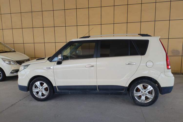 Used Zxauto GX3 2015 1.5L Elite Edition Exterior 3