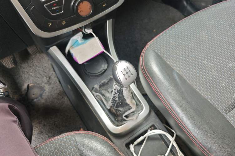 Used Zxauto GX3 2015 1.5L Elite Edition Gear Lever