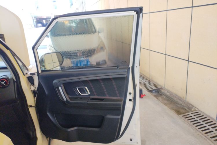 Used Zxauto GX3 2015 1.5L Elite Edition Interior 5