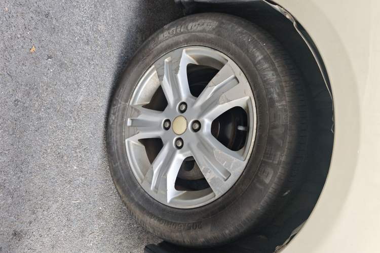 Used Zxauto GX3 2015 1.5L Elite Edition Right Front Wheel Hub