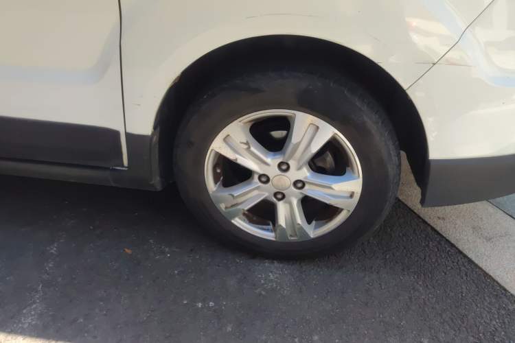 Used Zxauto GX3 2015 1.5L Luxury Edition Right Front Wheel Hub