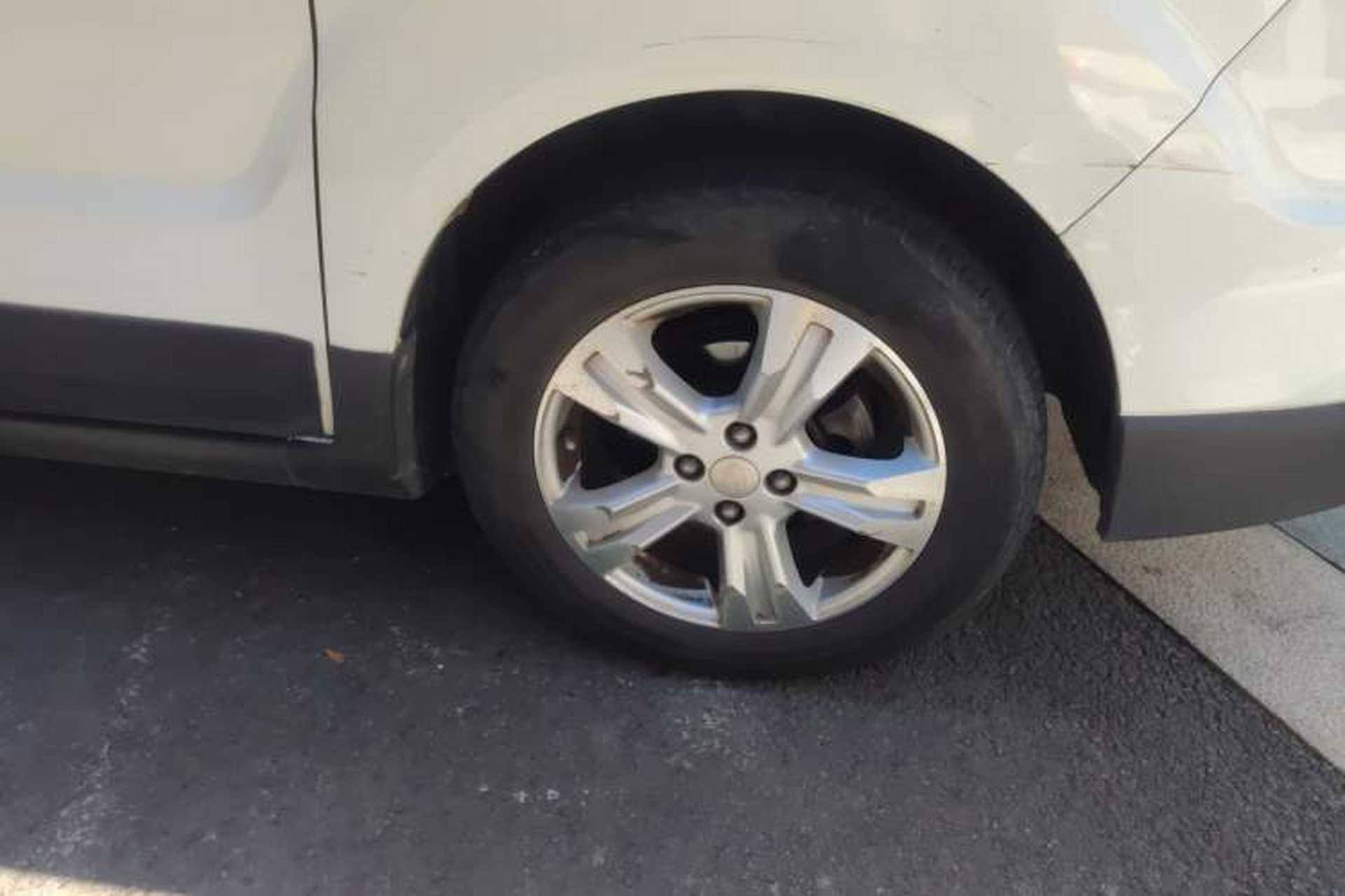 Used Zxauto GX3 2015 1.5L Luxury Edition Right Front Wheel Hub