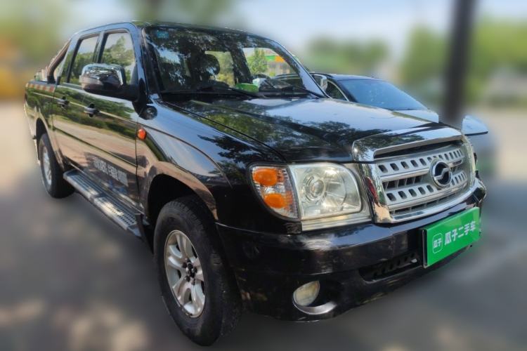 Used Zxauto Little Tiger 2015 2.4T Standard Edition Mid-Size Double Cab 4D25 Front Right 45 Deg