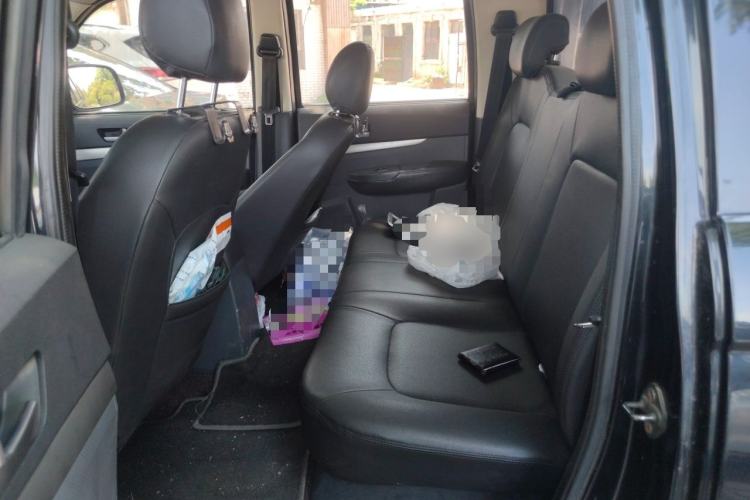 Used Zxauto Little Tiger 2015 2.4T Standard Edition Mid-Size Double Cab 4D25 Left Rear Seat