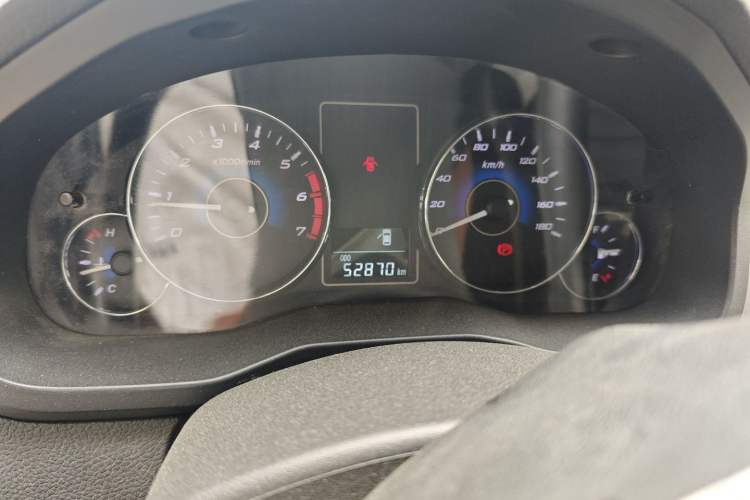 Used Zxauto Little Tiger 2016 2.2L Classic Edition Gasoline Double-Cab V22 Odometer Close Up