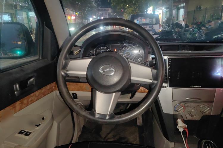 Used Zxauto Little Tiger 2016 2.2L Classic Edition Gasoline Double-Cab V22 Steering Wheel