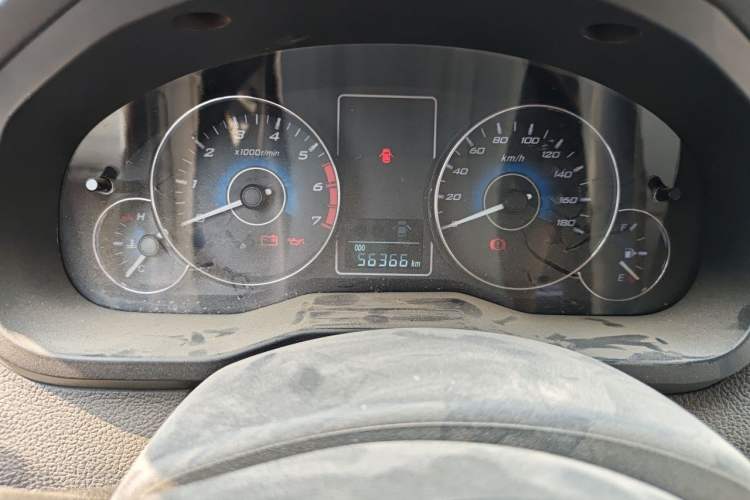 Used Zxauto Little Tiger 2016 2.2L Classic Edition Gasoline Big Double-Cab V22 Odometer Close Up