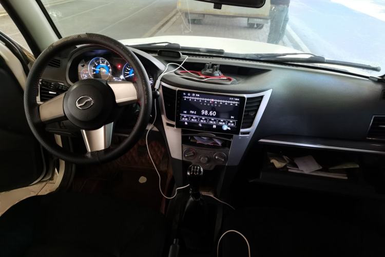 Used Zxauto Little Tiger 2020 1.5T Gasoline Two-Wheel Drive Comfort Model Three-Door China VI Standard Center Console