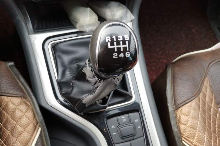 Used Zxauto Terralord 2016 2.5T Four-Wheel Drive Luxury Version JE4D25E Gear Lever