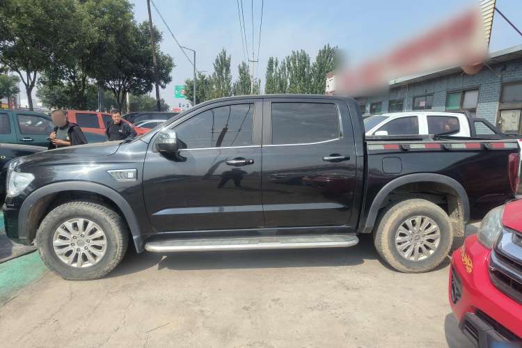 Used Zxauto Terralord 2019 2.5T Passenger Version Diesel Two-Wheel Drive Automatic Flagship Trim with Dual Wheels Exterior 5