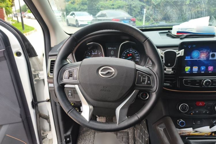 Used Zxauto Terralord 2019 2.4T Passenger Version Gasoline Two-Wheel Drive Manual Ultra-Luxury Trim with Dual Features Steering Wheel