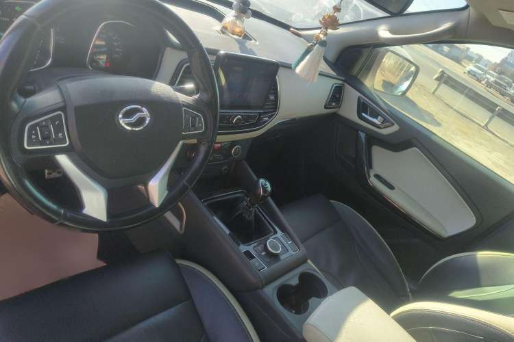 Used Zxauto Terralord 2021 2.5T Passenger Version Diesel Four-Wheel Drive Flagship Trim – Standard Dual Interior 3