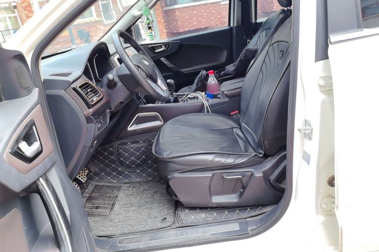 Used Zxauto Terralord 2021 2.4T Cargo & Passenger Version Gasoline 4WD Luxury Trim Standard Double Cab – 4K22D4T Left Front Seat