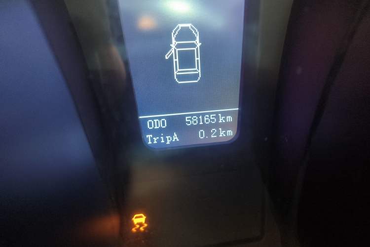 Used Zxauto Terralord 2021 2.5T Passenger Version Diesel Four-Wheel Drive Flagship Trim – Standard Dual Odometer Close Up